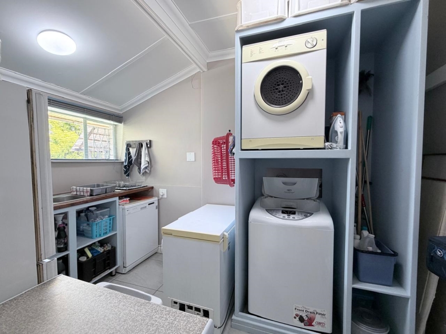 5 Bedroom Property for Sale in Bergsig Eastern Cape